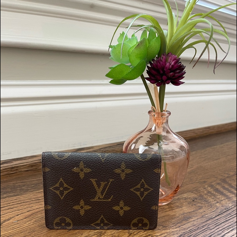 SOLD Authentic Louis Vuitton card holder / wallet